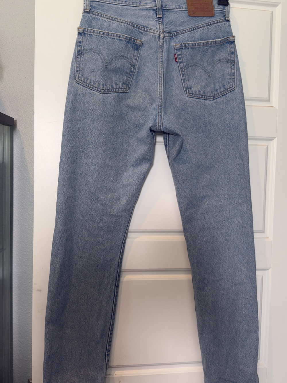 Levi's Men's Light Wash Straight Jeans